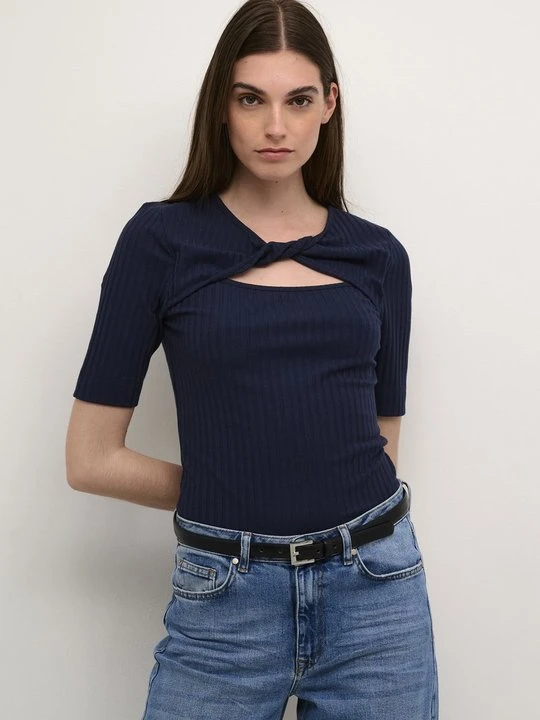 Zdjęcie produktu T-shirt basic My Essential Wardrobe granatowy