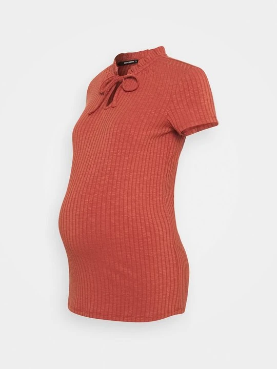 Zdjęcie produktu T-shirt basic Supermom ciemnoczerwony