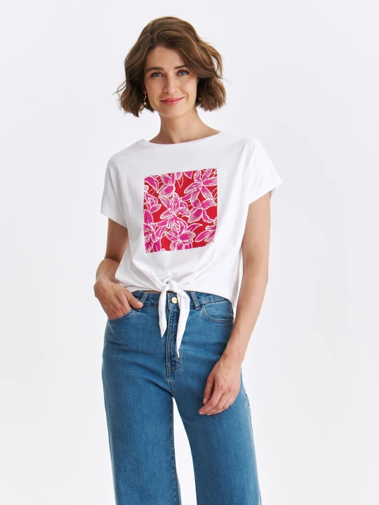 Zdjęcie produktu T-shirt damski biały - SPO6293BI t-shirt krótki rękaw - TOP SECRET - Odzieżowy sklep internetowy TOP SECRET