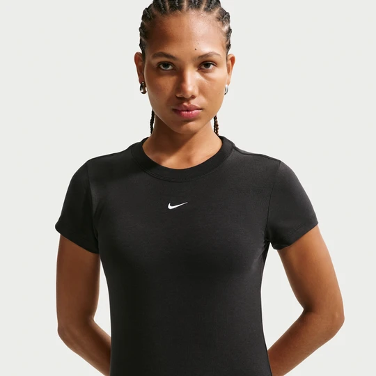 Zdjęcie produktu T-shirt damski Nike Chill Knit - Czerń