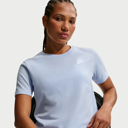 Zdjęcie produktu T-shirt damski Nike Club Essentials - Niebieski