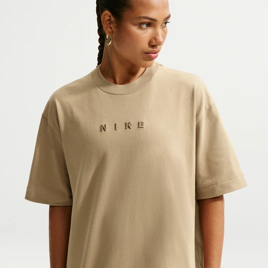 Zdjęcie produktu T-shirt damski oversize Nike - Brązowy