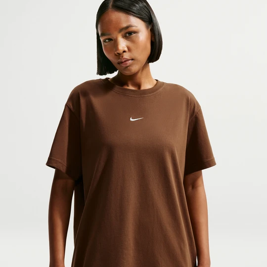 Zdjęcie produktu T-shirt damski oversize Nike Classic - Brązowy