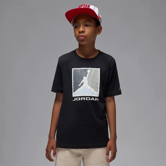 Zdjęcie produktu T-shirt dla dużych dzieci Boxed Logo 3.0 Jordan Flight Essentials - Czerń