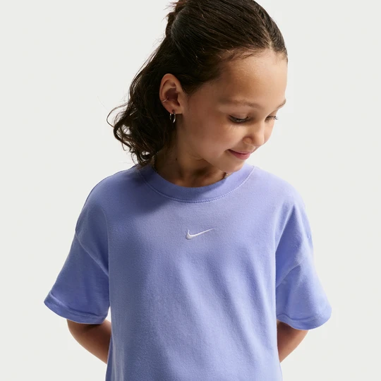Zdjęcie produktu T-shirt dla dużych dzieci (dziewcząt) Nike Essential - Fiolet