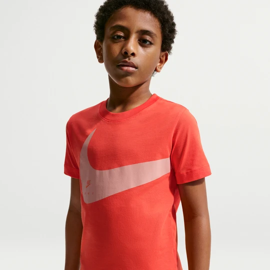 Zdjęcie produktu T-Shirt dla dużych dzieci Nike Club - Pomarańczowy
