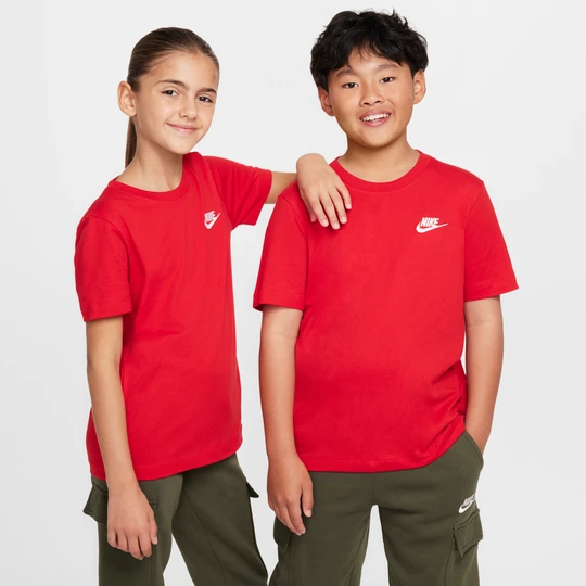 Zdjęcie produktu T-shirt dla dużych dzieci Nike - Czerwony