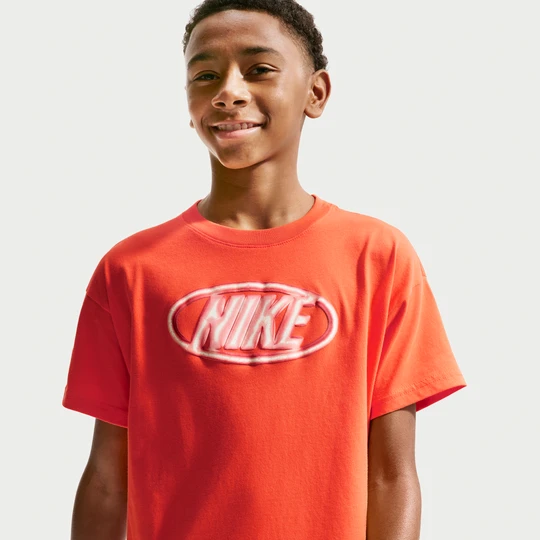 Zdjęcie produktu T-shirt dla dużych dzieci Nike Max90 - Pomarańczowy
