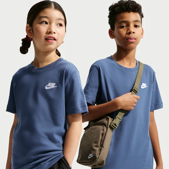 Zdjęcie produktu T-shirt dla dużych dzieci Nike - Niebieski