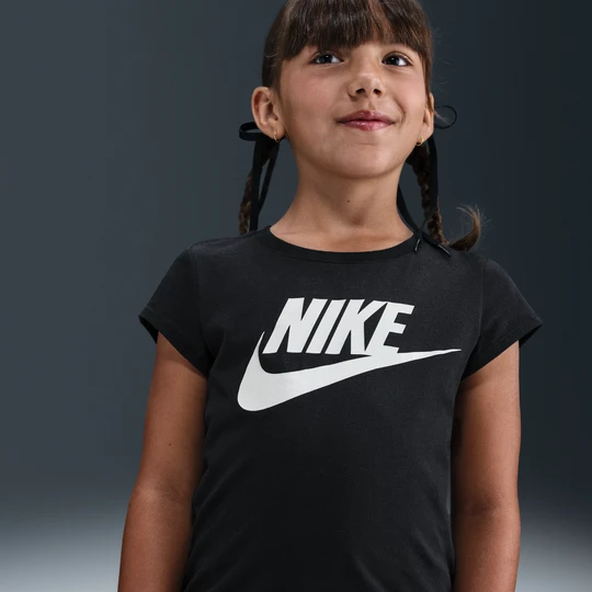 Zdjęcie produktu T-shirt dla małych dzieci Futura Nike - Czerń