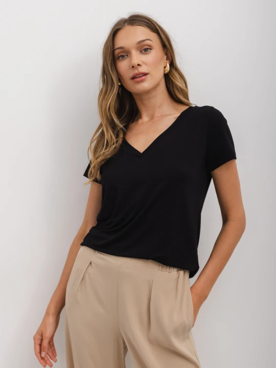 Zdjęcie produktu T-SHIRT KLARA MODAL CZARNY S - Flawless