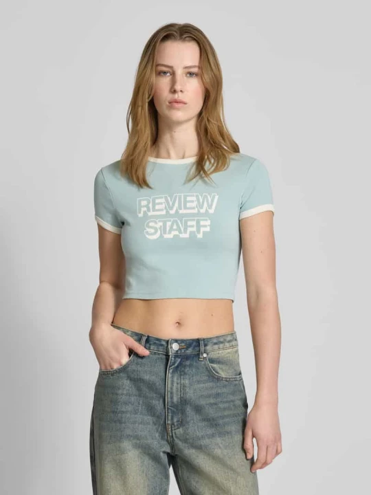 Zdjęcie produktu T-shirt krótki z nadrukiem z logo REVIEW Błękitny