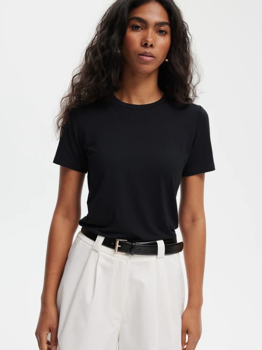 Zdjęcie produktu T-SHIRT NINA CZARNY S - Flawless