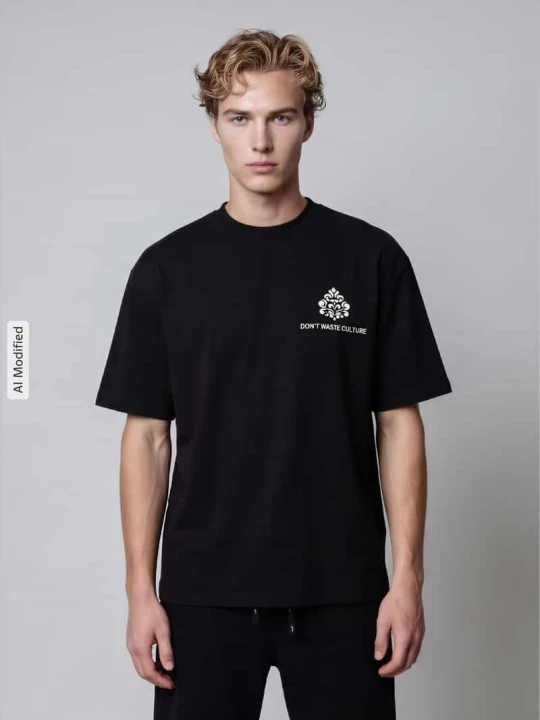 Zdjęcie produktu t-shirt o kroju boxy fit z czystej bawełny model 'Azemari' Don't Waste Culture Czarny