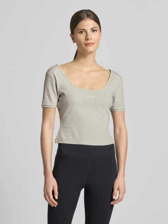 Zdjęcie produktu t-shirt o kroju krótki z mieszanka lyocellu model 'Circe' Guess Trzcinowy