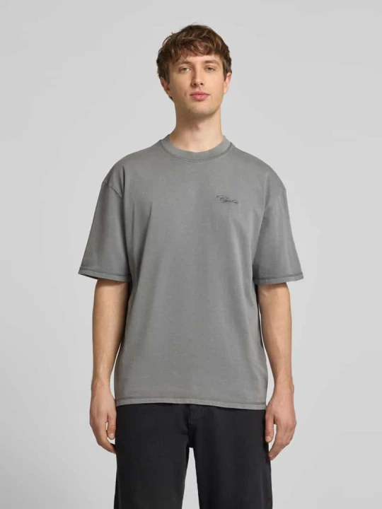 Zdjęcie produktu T-shirt o kroju oversize z logo w formie haftu Pegador Antracytowy