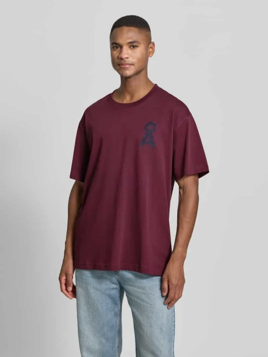 Zdjęcie produktu T-shirt o kroju oversized z bawełny ekologicznej model ‘AADRU’ ARMEDANGELS Bordowy