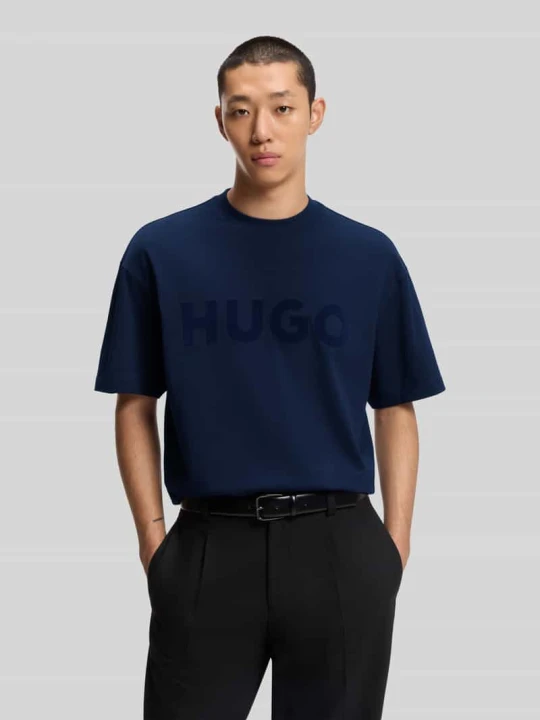 Zdjęcie produktu T-shirt o kroju oversized z czystej bawełny model ‘DINKEE’ Hugo Królewski niebieski