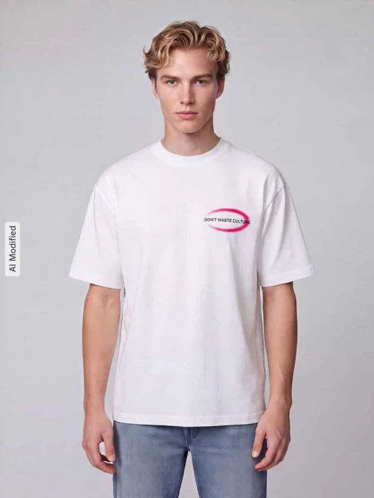 Zdjęcie produktu t-shirt o kroju oversized z mieszanki bawełny model 'LIRA' Don't Waste Culture Złamany biały