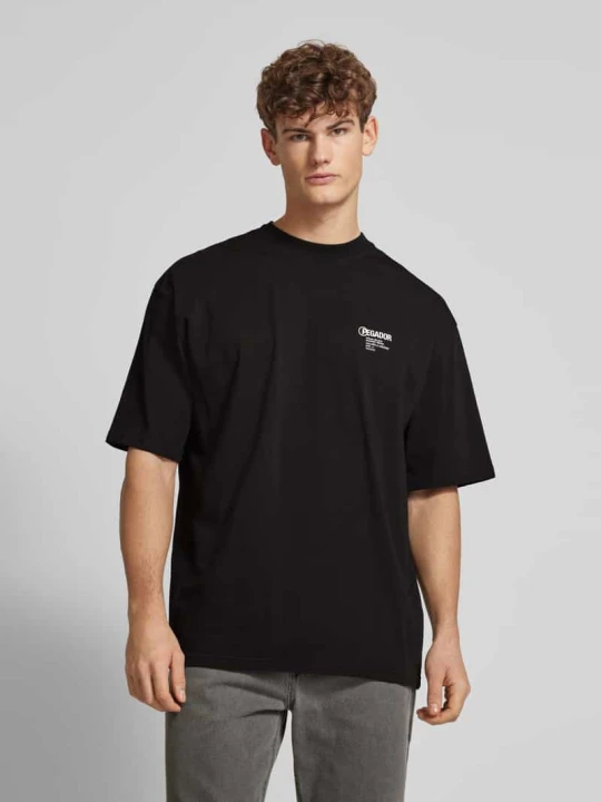 Zdjęcie produktu T-shirt o kroju oversized z nadrukiem z logo Pegador Czarny
