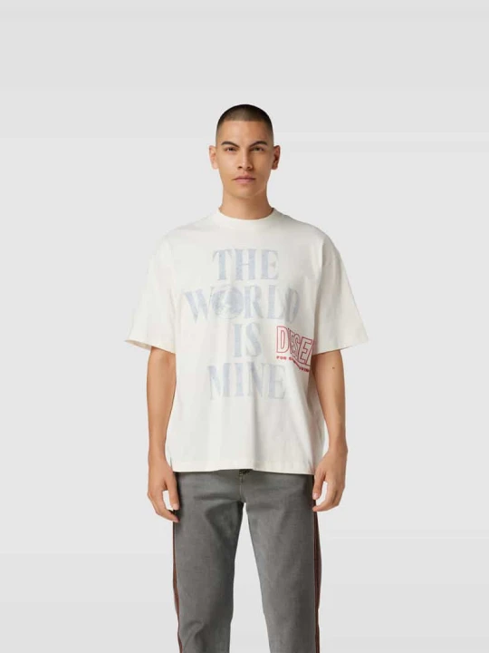 Zdjęcie produktu t-shirt o kroju oversized z nadrukiem z napisem Diesel Złamany biały