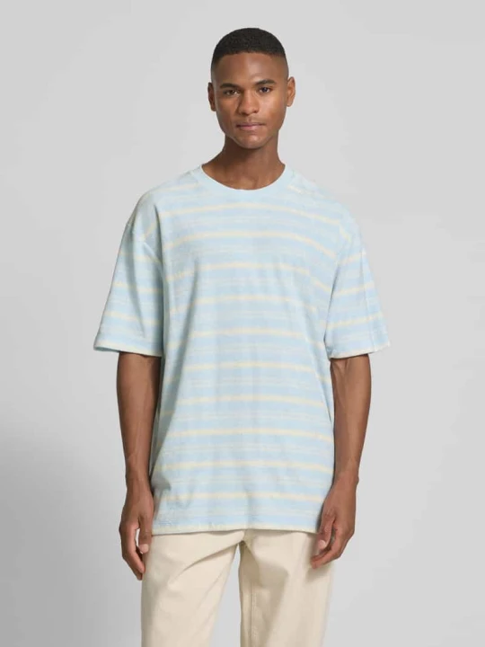 Zdjęcie produktu T-shirt o kroju oversized z okrągłym dekoltem lindbergh Jasnoniebieski