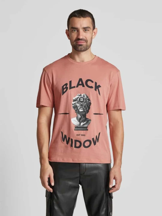 Zdjęcie produktu T-shirt o kroju oversized z okrągłym dekoltem model ‘Dostalgi’ Hugo Łososiowy