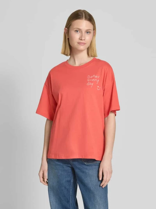 Zdjęcie produktu T-shirt o kroju oversized z wyhaftowanym napisem Jake*s Koralowy