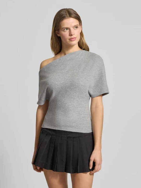 Zdjęcie produktu T-shirt o kroju regular fit w asymetrycznym kroju Gina Tricot Średnioszary