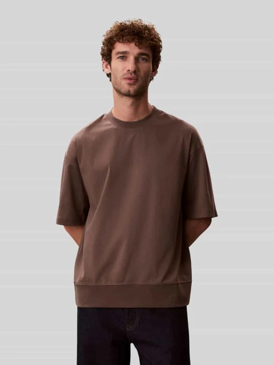 Zdjęcie produktu t-shirt o kroju regular fit z czystej bawełny Calvin Klein Średniobrązowy