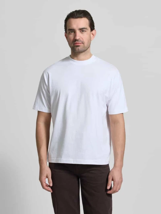 Zdjęcie produktu T-shirt o kroju regular fit z czystej bawełny MCNEAL Biały