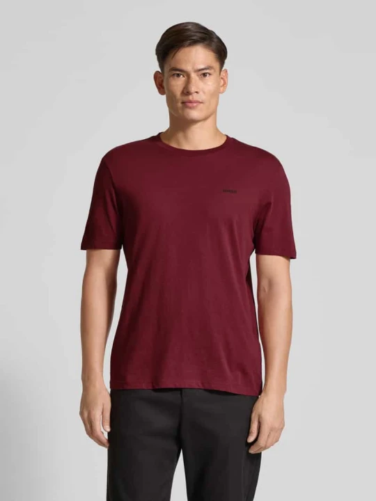 Zdjęcie produktu T-shirt o kroju regular fit z czystej bawełny model ‘DERO’ Hugo Bordowy
