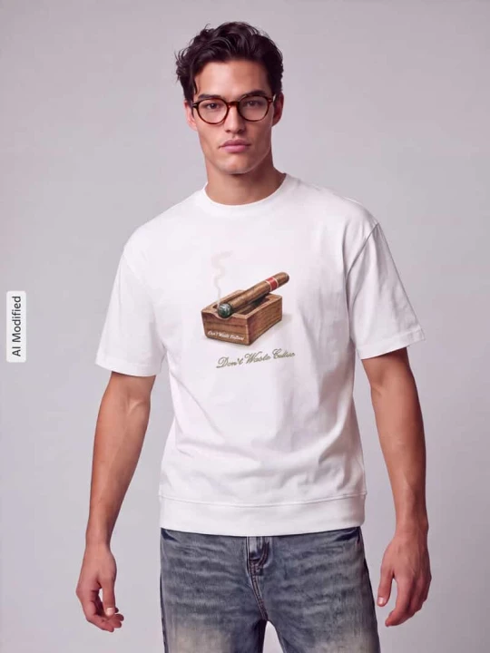 Zdjęcie produktu t-shirt o kroju regular fit z czystej bawełny model 'NOMI' Don't Waste Culture Złamany biały