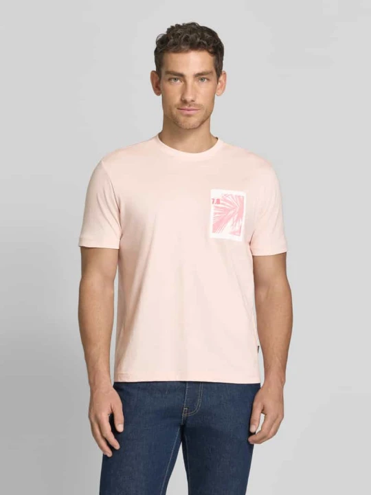 Zdjęcie produktu t-shirt o kroju regular fit z czystej bawełny model 'TE_BOARD' Boss Jasnoróżowy