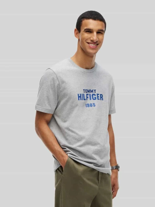 Zdjęcie produktu t-shirt o kroju regular fit z czystej bawełny Tommy Hilfiger Jasnoszary melanż