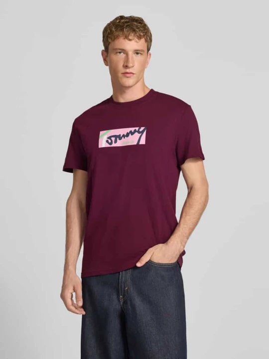 Zdjęcie produktu t-shirt o kroju regular fit z czystej bawełny Tommy Jeans Bordowy