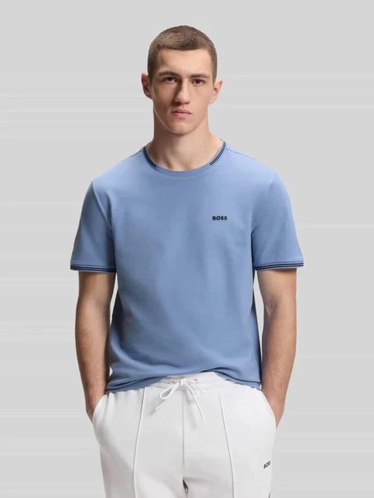 Zdjęcie produktu t-shirt o kroju regular fit z mieszanki bawełny model 'TAUL' Boss Niebieski