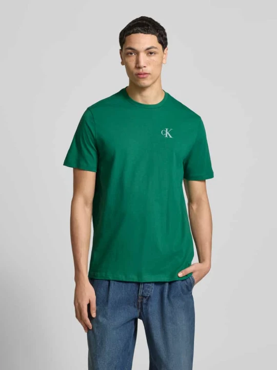 Zdjęcie produktu T-shirt o kroju regular fit z nadrukiem z logo Calvin Klein Jeans Ciemnozielony