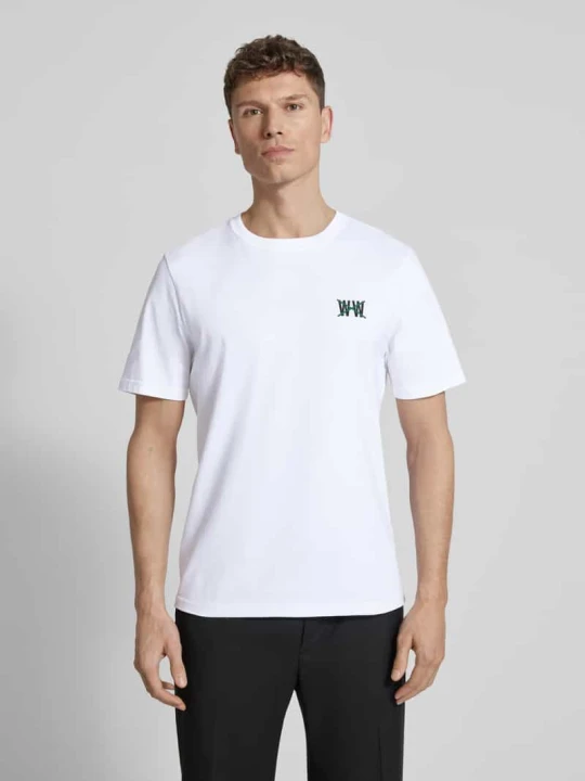 Zdjęcie produktu T-shirt o kroju regular fit z nadrukiem z logo model 'Bobby' Wood Wood Biały