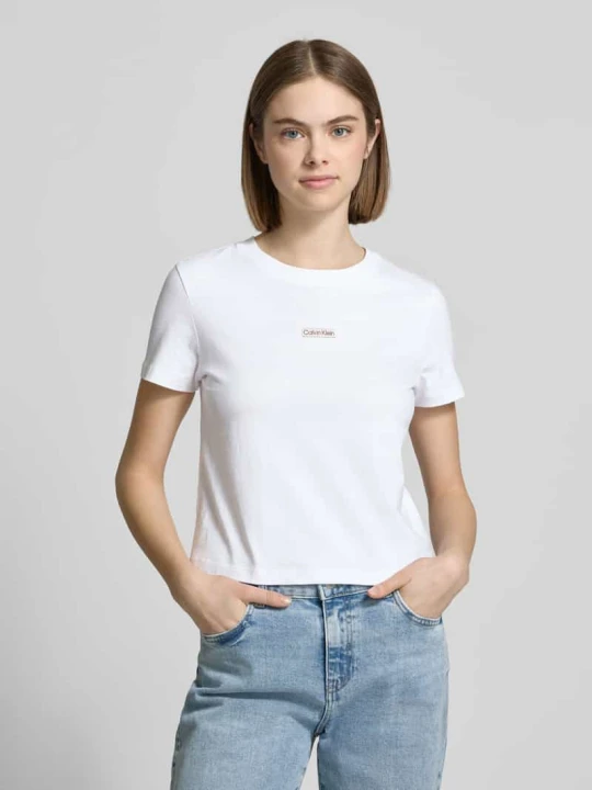 Zdjęcie produktu T-shirt o kroju regular fit z naszywką z logo Calvin Klein Jeans Biały
