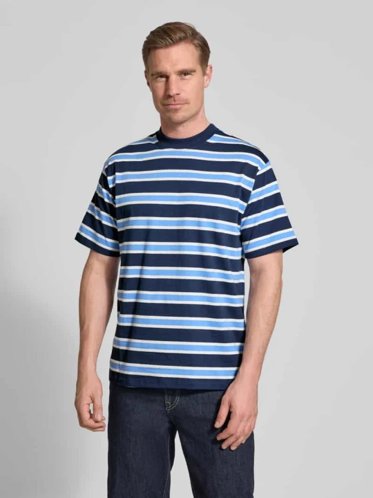 Zdjęcie produktu T-shirt o kroju regular fit z okrągłym dekoltem Casual Friday Granatowy