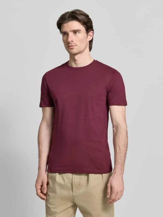 Zdjęcie produktu T-shirt o kroju regular fit z okrągłym dekoltem Christian Berg Śliwkowy