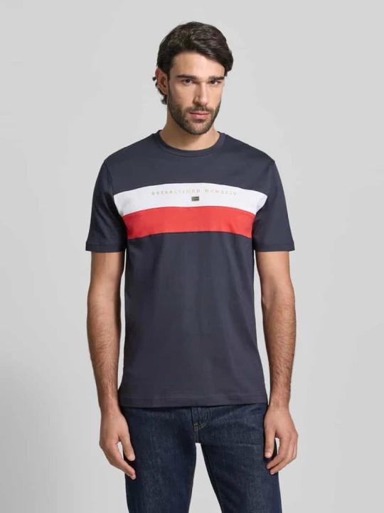 Zdjęcie produktu T-shirt o kroju regular fit z okrągłym dekoltem Christian Berg Granatowy