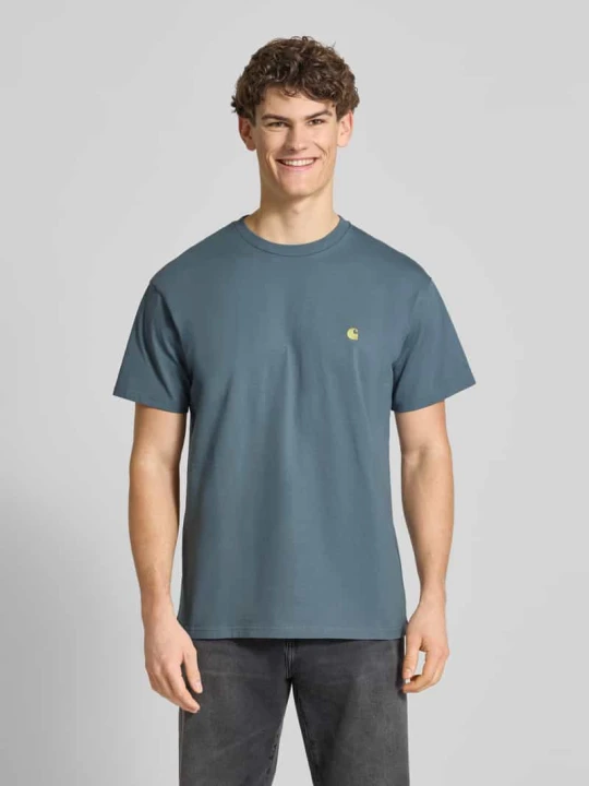 Zdjęcie produktu T-shirt o kroju regular fit z wyhaftowanym logo Model 'Chase' Carhartt WIP