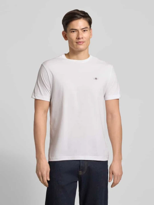 Zdjęcie produktu T-shirt o kroju regular fit z wyhaftowanym logo model ‘SHIELD’ Gant Złamany biały
