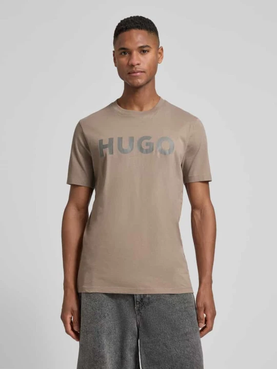 Zdjęcie produktu t-shirt o kroju relaxed fit z czystej bawełny model 'DULIVIO' Hugo Jasnobrązowy