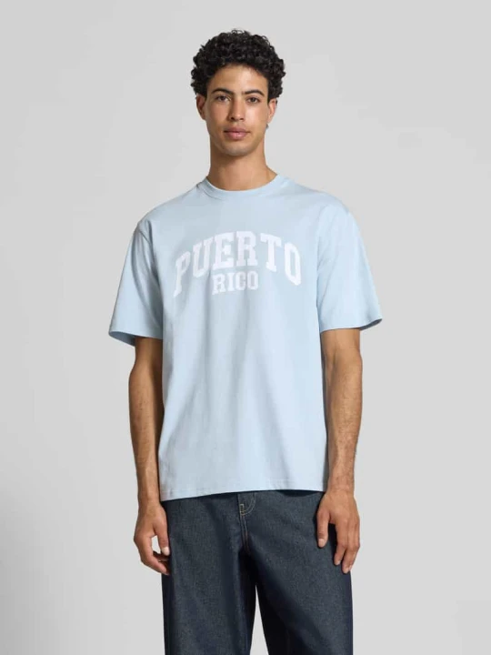Zdjęcie produktu t-shirt o kroju relaxed fit z czystej bawełny model 'RICO' Only & Sons Jasnoniebieski