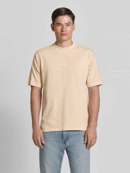 Zdjęcie produktu T-shirt o kroju relaxed fit z czystej bawełny model 'TE_TILE' Boss Morelowy