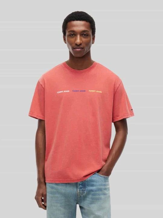 Zdjęcie produktu T-shirt o kroju relaxed fit z czystej bawełny Tommy Jeans Czerwony