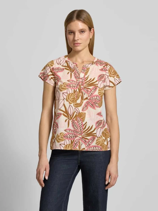 Zdjęcie produktu t-shirt o kroju relaxed fit z kwiatowym nadrukiem na całej powierzchni Soyaconcept Różowy